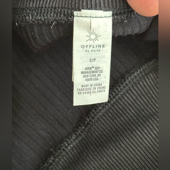 OFFLINE by Aerie Ribbed Black legging - Picture 4 of 5